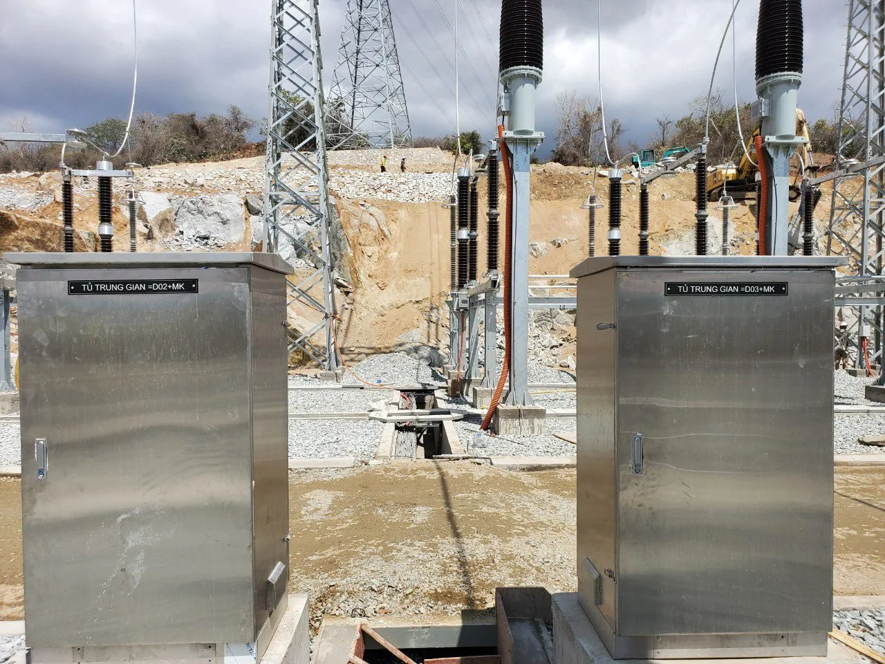 The installation of electrical panels at Phuoc Thai 1 has been completed