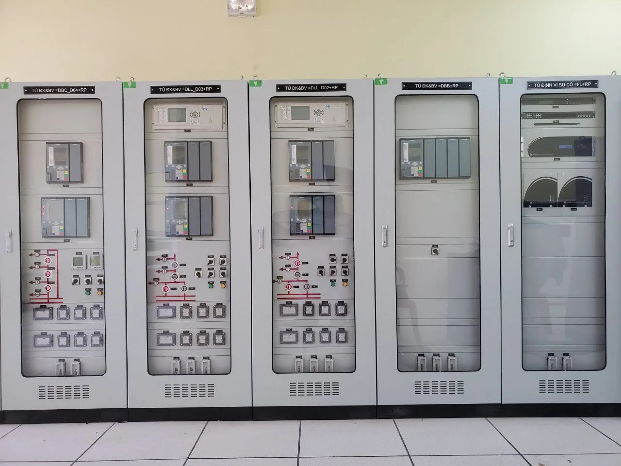 The installation of electrical panels at Phuoc Thai 1 has been completed